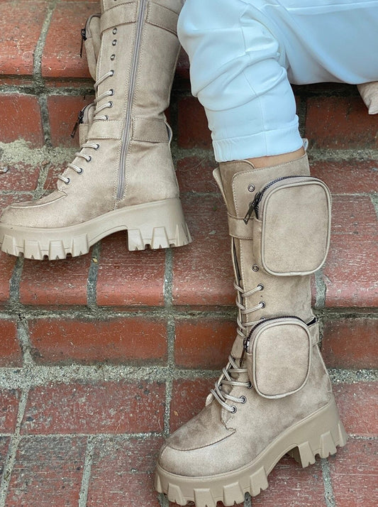 lace-up boots with side wallet