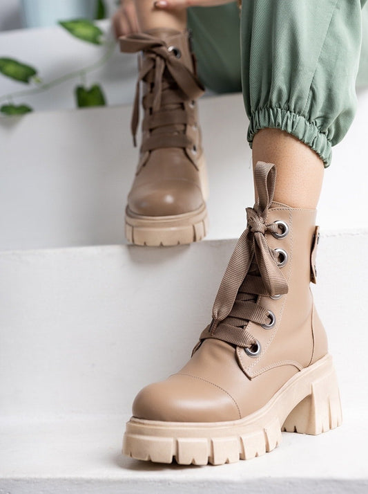chunky written on the back lace-up boots